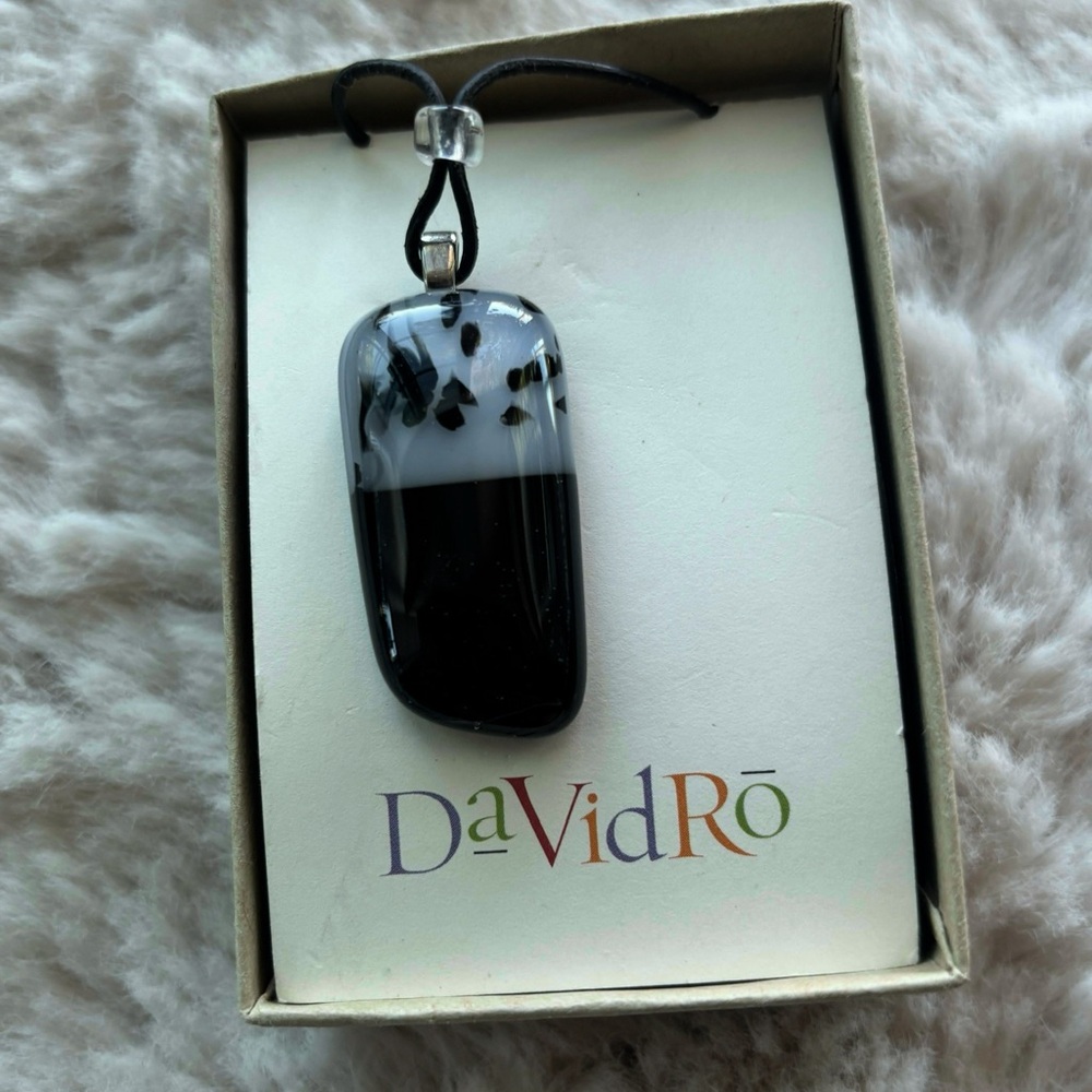 Black Pendant Necklace